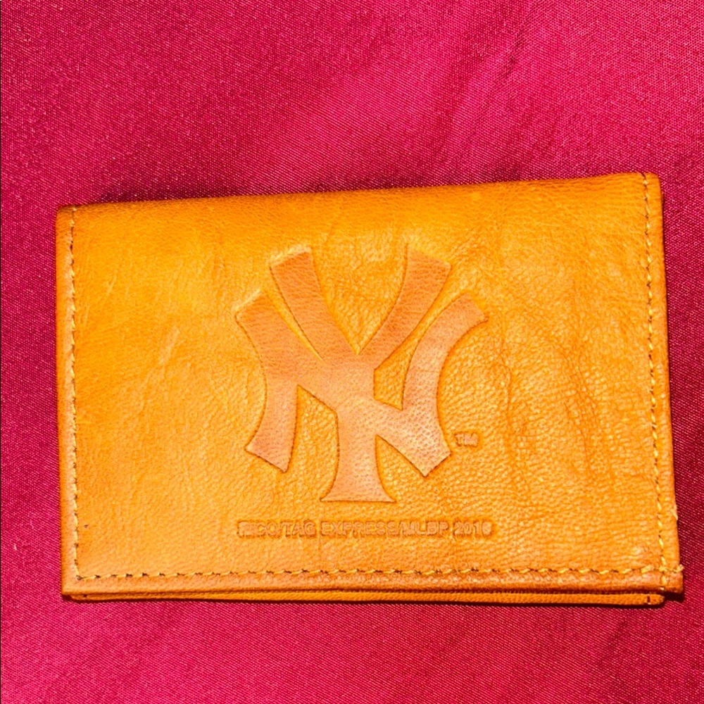 NY Yankees Leather Wallet